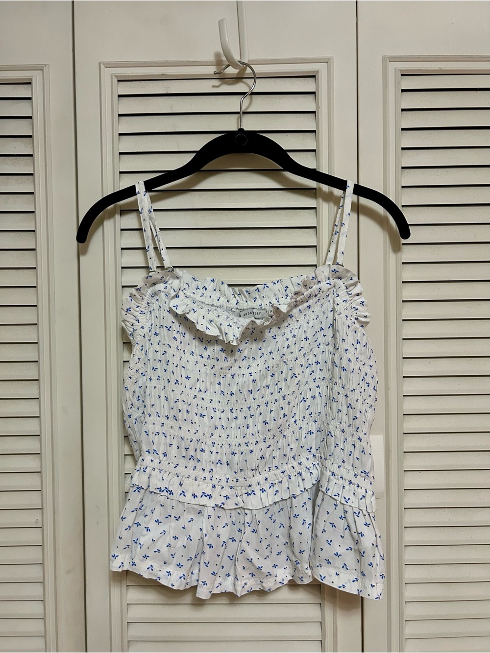 Free Assembly NWT 2X White Blue Floral Smocked Peplum Crop Babydoll Summer Top